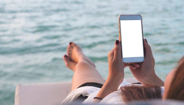Naviguez connecté : découvrez le wifi à bord des croisières